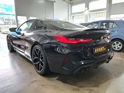 BMW M8 2022 · foto 8