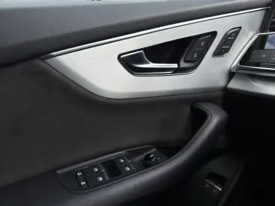 Audi Q8 2021 · foto 12
