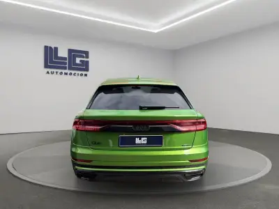 Audi Q8 2021 · foto 8