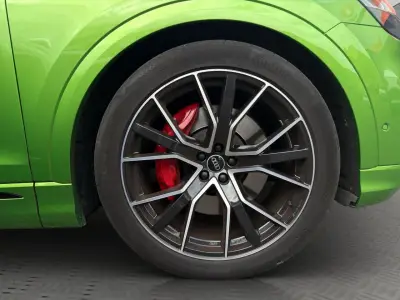Audi Q8 2021 · foto 11