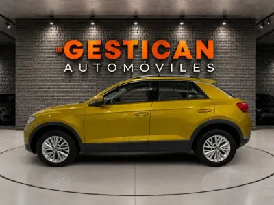 Volkswagen T-Roc 2021 · foto 6