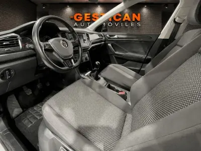 Volkswagen T-Roc 2021 · foto 12