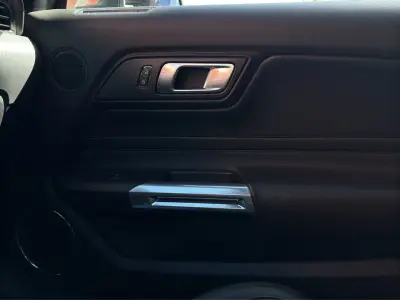 Ford Mustang 2020 · foto 19