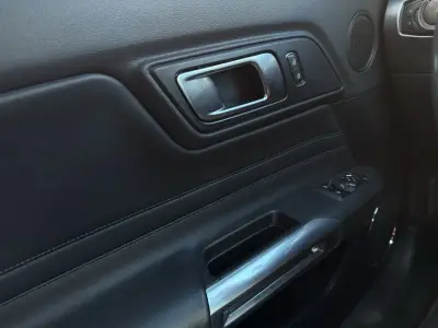 Ford Mustang 2020 · foto 14