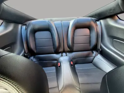Ford Mustang 2020 · foto 12