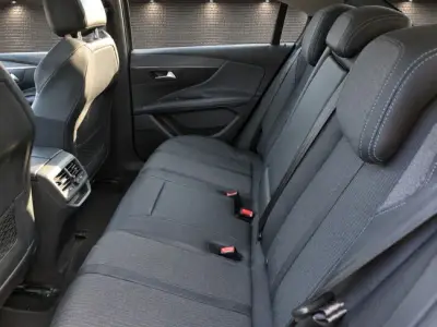 Peugeot 3008 2022 · foto 14