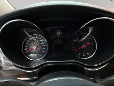 Mercedes-Benz Clase V 2024 · foto 10