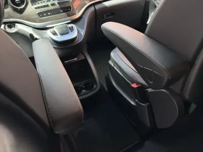Mercedes-Benz Clase V 2024 · foto 18