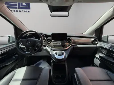 Mercedes-Benz Clase V 2024 · foto 16