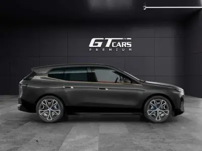 BMW iX 2021 · foto 2