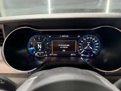 Ford Mustang 2018 · foto 10