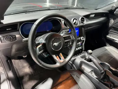 Ford Mustang 2018 · foto 9