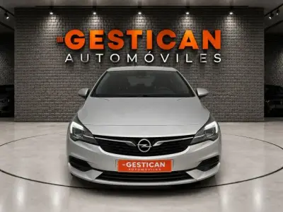 Opel Astra 2021 · foto 3