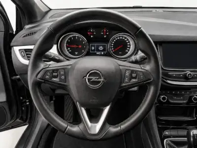 Opel Astra 2021 · foto 12