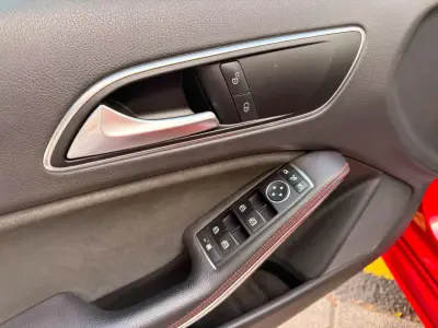 Mercedes-Benz Clase A 2016 · foto 14