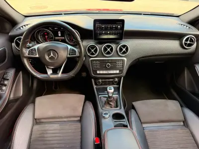 Mercedes-Benz Clase A 2016 · foto 5