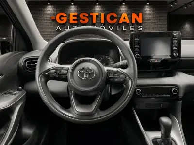 Toyota Yaris 2021 · foto 7