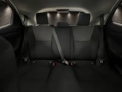Toyota Yaris 2021 · foto 16