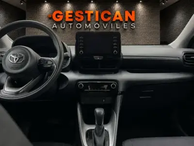 Toyota Yaris 2021 · foto 12