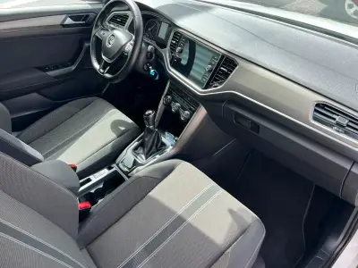 Volkswagen T-Roc 2022 · foto 12