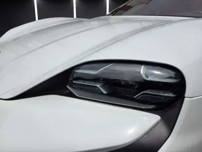 Porsche Taycan 2022 · foto 8