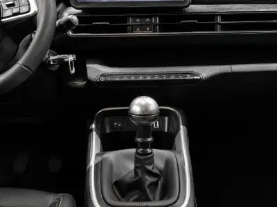 Jeep Avenger 2024 · foto 13