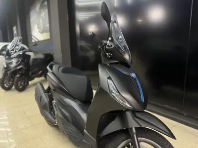 Piaggio Beverly S 400 2025 · foto 3