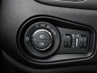 Jeep Renegade 2022 · foto 13