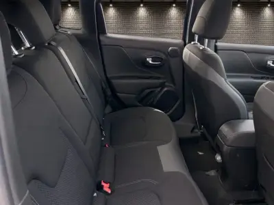 Jeep Renegade 2022 · foto 8