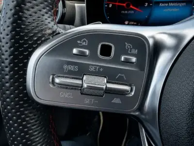 Mercedes-Benz CLA 2023 · foto 12