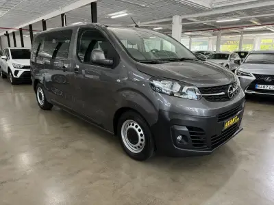 Opel Vivaro 2022 · foto 3