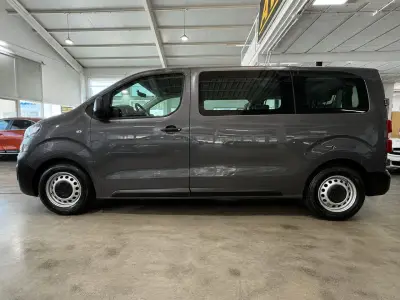 Opel Vivaro 2022 · foto 4