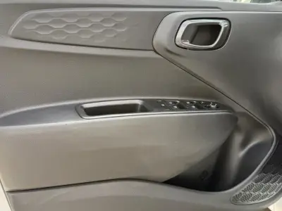 Hyundai i10 2023 · foto 9
