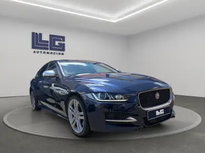 Jaguar XE 2018 · foto 3