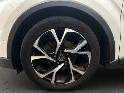 Toyota C-HR 2020 · foto 7