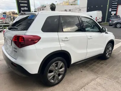 Suzuki Vitara 2021 · foto 6