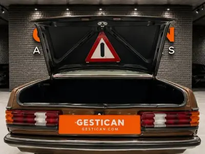 Mercedes-Benz 300 1983 · foto 6