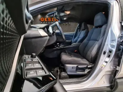 Toyota C-HR 2020 · foto 9