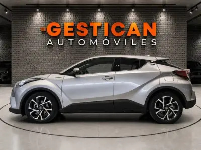 Toyota C-HR 2020 · foto 4