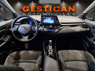 Toyota C-HR 2020 · foto 8