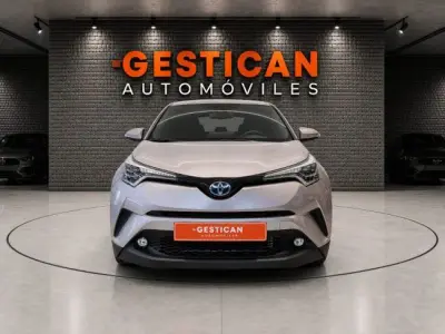Toyota C-HR 2020 · foto 3