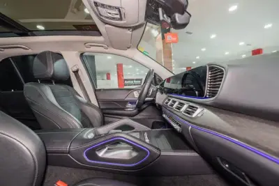 Mercedes-Benz GLE 2021 · foto 8