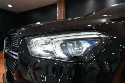 Mercedes-Benz GLE 2021 · foto 12