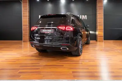 Mercedes-Benz GLE 2021 · foto 3