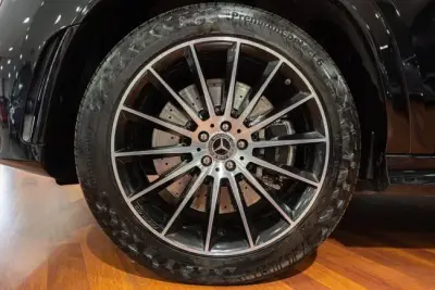 Mercedes-Benz GLE 2021 · foto 13
