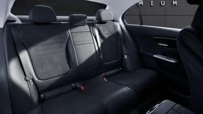 Mercedes-Benz Clase C 2022 · foto 10