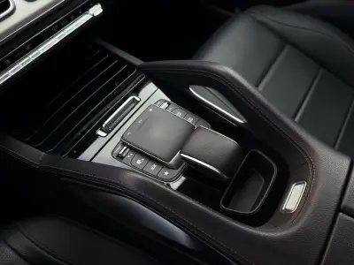 Mercedes-Benz GLE 2022 · foto 12