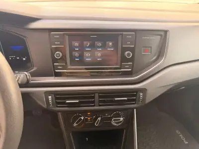 Volkswagen Polo 2021 · foto 8