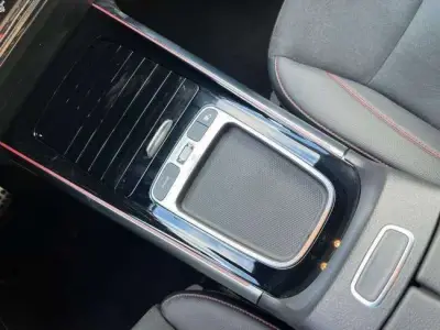 Mercedes-Benz GLA 2024 · foto 14