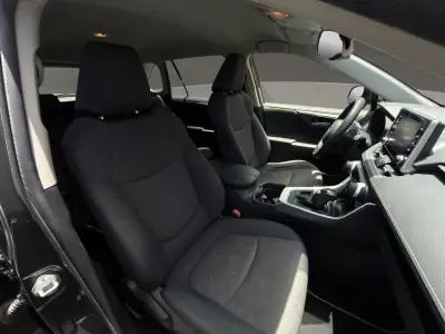 Toyota RAV4 2021 · foto 17